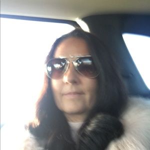 Meet your Posher, Erika